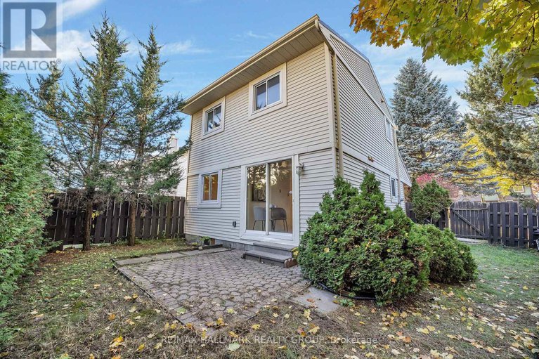 29051310/698-malibu-terrace/courtland-park/ottawa/ontario/K2C3T8_47