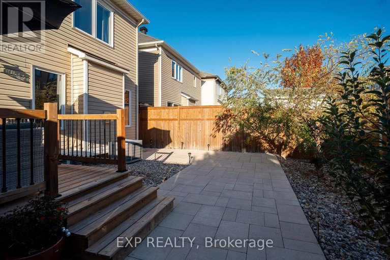 28257579/426-pillett-street/strandherd/ottawa/ontario/K2J5S3_29