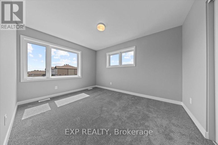 29652575/212-tobiano-private/stittsville-south/ottawa/ontario/K0A2Z0_16