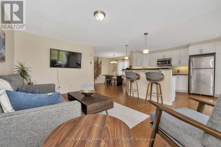 28619244/334-astelia-crescent/stittsville-north/ottawa/ontario/K2S0W7_10