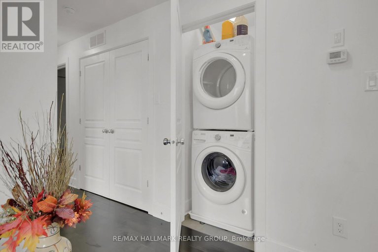 28361172/10-340-tribeca-private/longfields/ottawa/ontario/K2J6B4_13