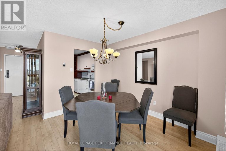 28840437/1904-665-bathgate-drive/carson-meadows/ottawa/ontario/K1K3Y4_15