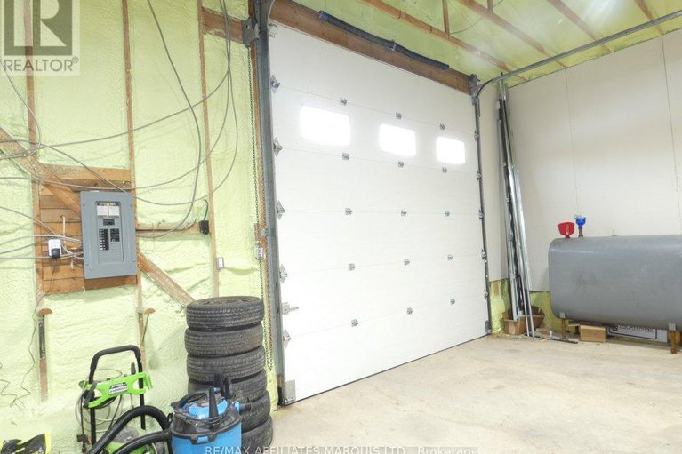 29444541/6769-st-polycarp-street/moose-creek/north-stormont/ontario/K0C1W0_39