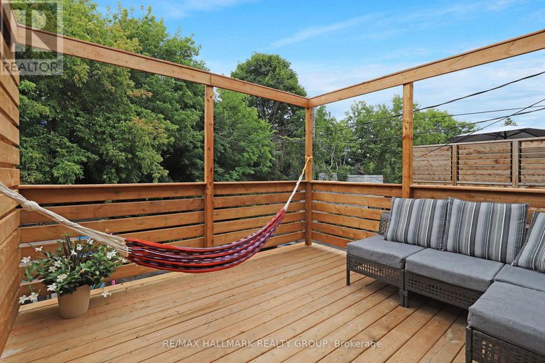 28805291/8-elm-street/west-centre-town/ottawa/ontario/K1R6N1_24