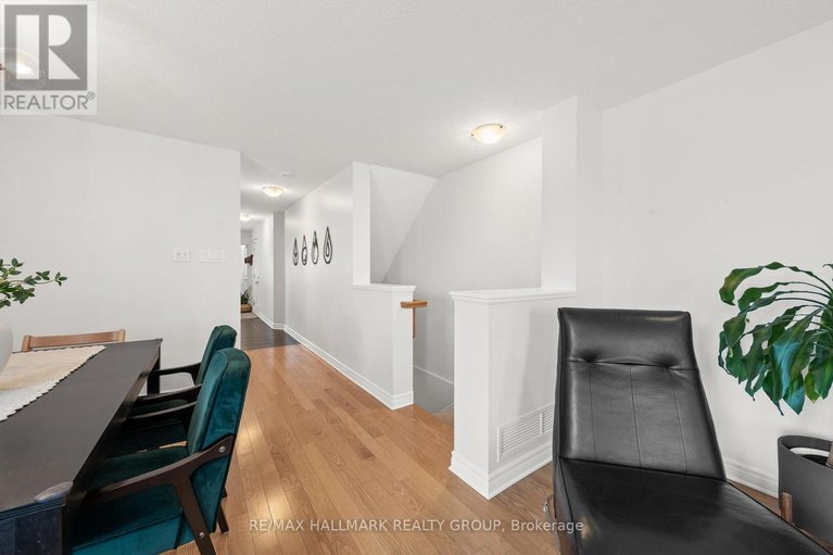 29680906/498-leboutillier-avenue/carson-meadows/ottawa/ontario/K1K1V1_17