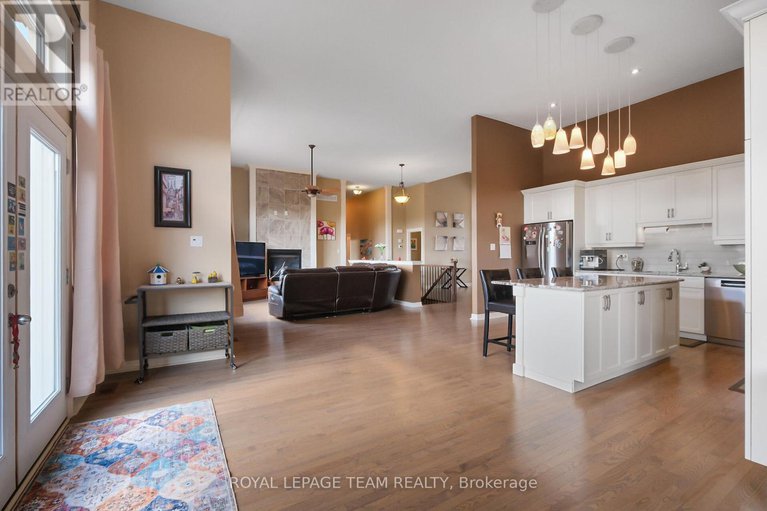 28566051/195-stonewood-drive/beckwith-twp/beckwith/ontario/K7C3P2_17
