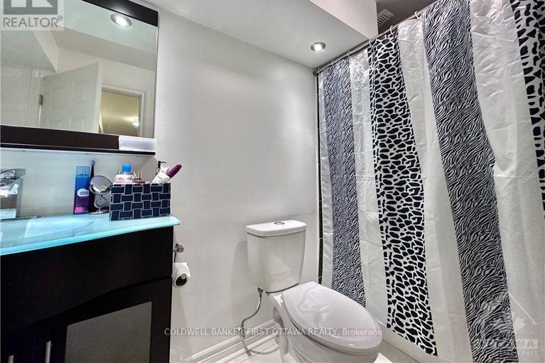 28928765/103-columbia-avenue/hunt-club/ottawa/ontario/K1V1Z3_27