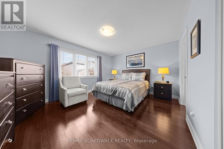 29641408/211-mckenny-street/mississippi-mills-ramsay-twp/mississippi-mills/ontario/K0A1A0_29