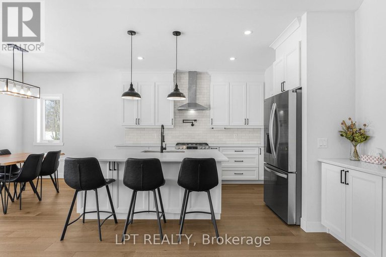 29402754/19779-county-road-25-road/south-glengarry-charlottenburgh-twp/south-glengarry/ontario/K0C1L0_13