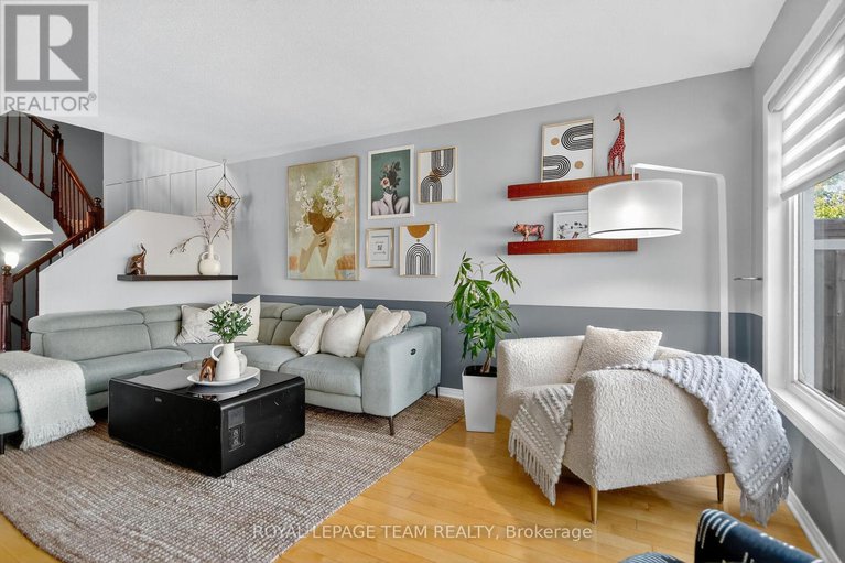 28882622/2001-dunollie-crescent/morgans-grantsouth-march/ottawa/ontario/K2W1H5_13