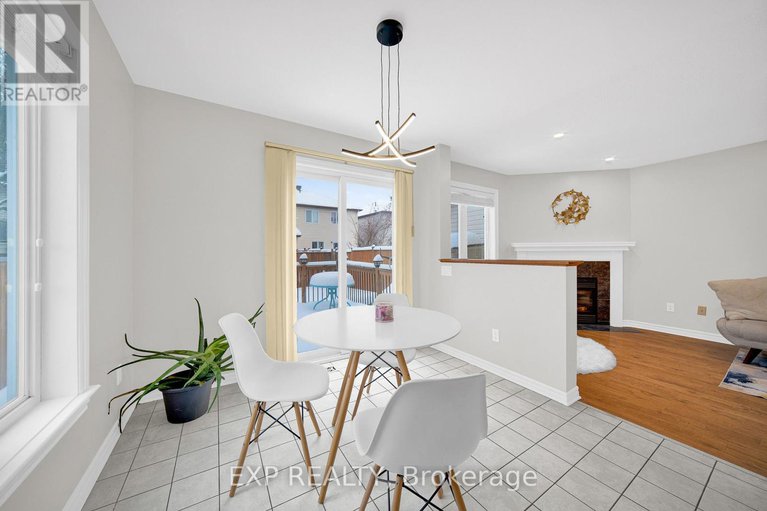 29236882/140-whetstone-crescent/barrhaven-east/ottawa/ontario/K2G7C3_10