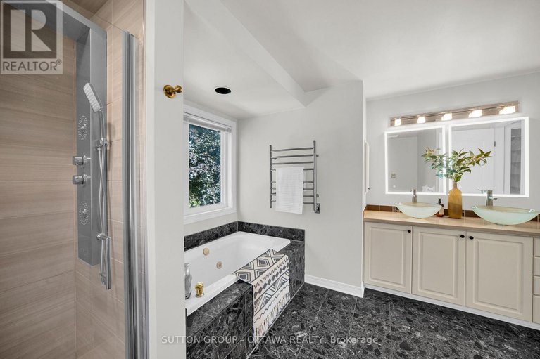 28933425/15-rosemeade-place/centrepointe/ottawa/ontario/K2G5V9_28