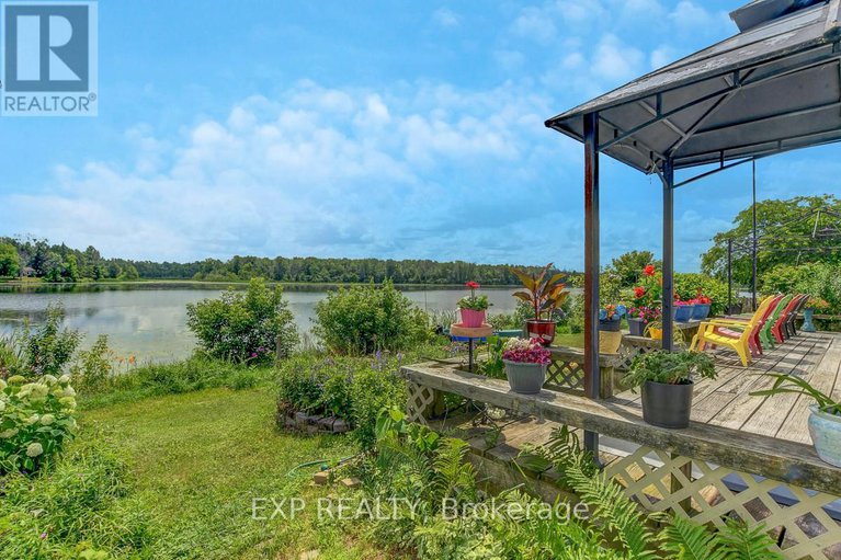 28596682/2986-beaman-lane/rideau-twp-s-of-reg-rd-6-w-of-mccordick-rd/ottawa/ontario/K0G1J0_43