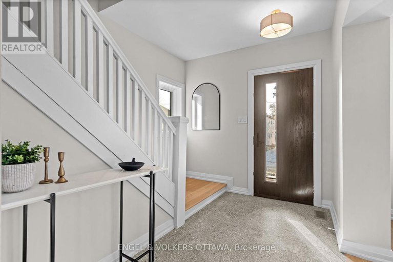 27914268/51-ross-avenue/ottawa-west/ottawa/ontario/K1Y0N4_2