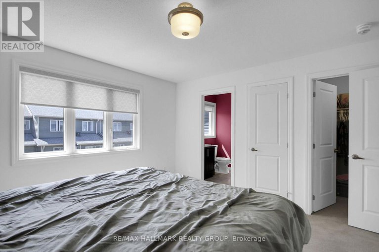 28759986/117-overberg-way/emerald-meadowstrailwest/ottawa/ontario/K2S0V9_28