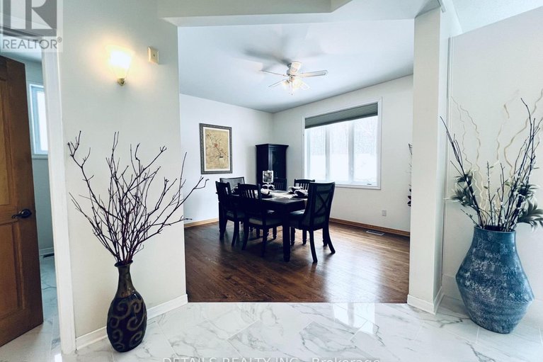 29535479/461-john-aselford-drive/huntley-ward-north-east/ottawa/ontario/K2W1A8_10