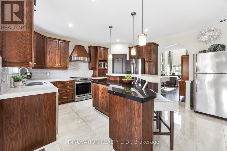 29496021/540-pine-vista-drive/springridgeeast-village/ottawa/ontario/K4A5A7_14