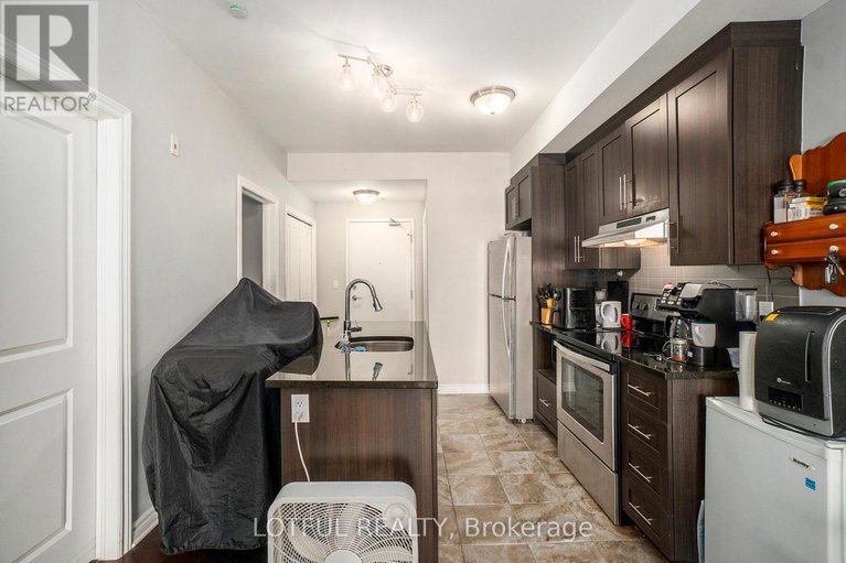 28066595/110-120-prestige-circle/chatelaine-village/ottawa/ontario/K4A1B4_12