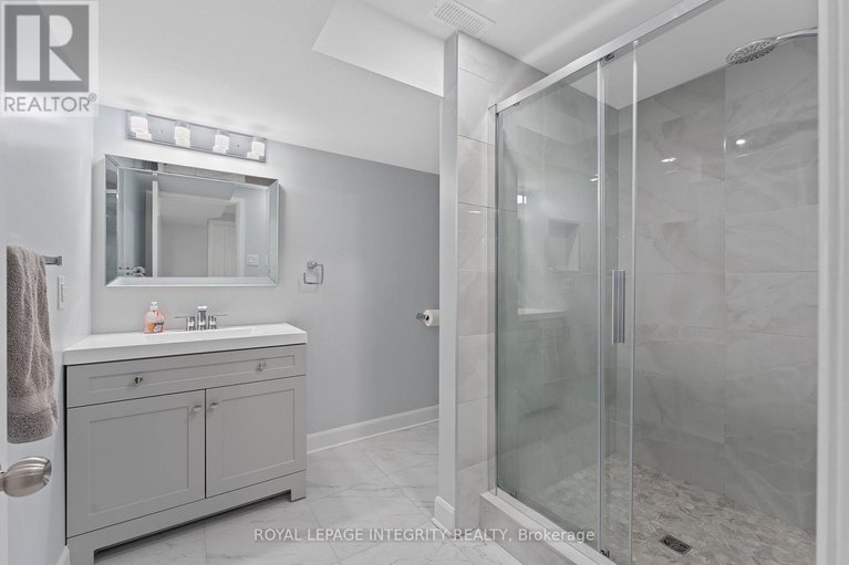 29595404/49-hawks-landing-crescent/stittsville-north/ottawa/ontario/K2S1W1_33