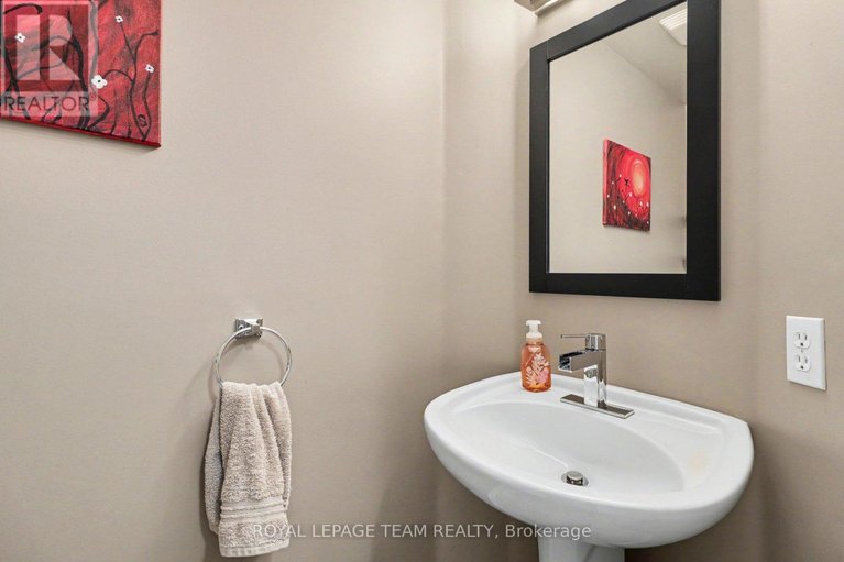 29585546/267-northwind-street/avalon-east/ottawa/ontario/K4A5G5_17