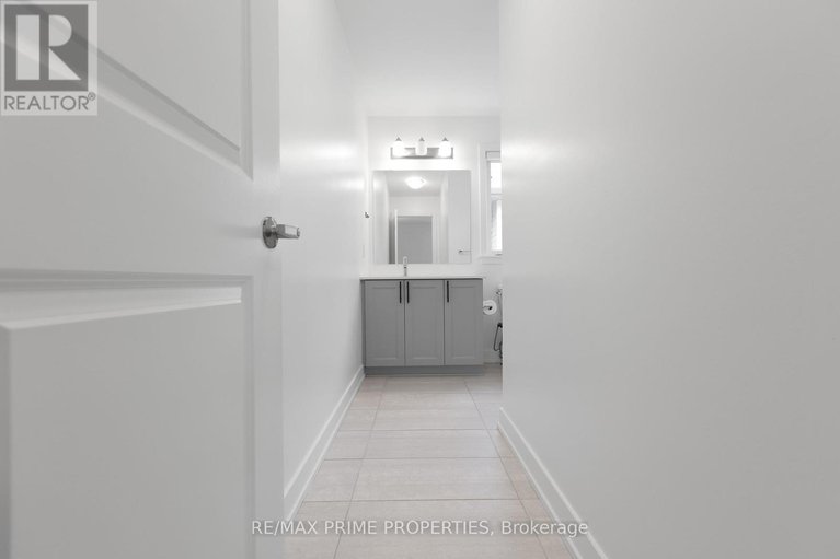 28408165/249-fountainhead-drive/mer-bleuebradley-estatesanderson-park/ottawa/ontario/K1W0H4_31