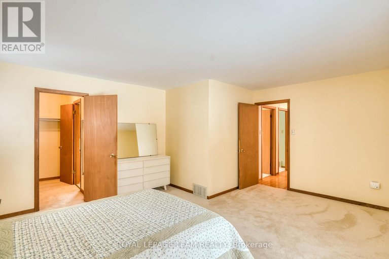 29456140/1814-old-perth-road/mississippi-mills-ramsay-twp/mississippi-mills/ontario/K0A1A0_18