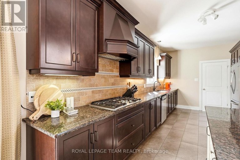 29451261/1196-old-carp-road/morgans-grantsouth-march/ottawa/ontario/K2W0H0_9