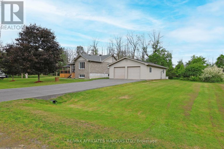 28502982/14075-willbruck-drive/ingleside/south-stormont/ontario/K0C1M0_2