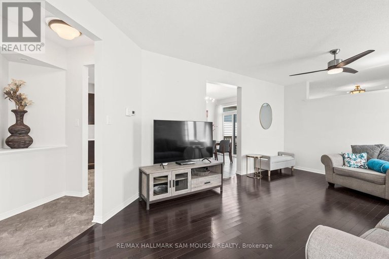 28378170/295-harthill-way/heritage-park/ottawa/ontario/K2J0P3_11