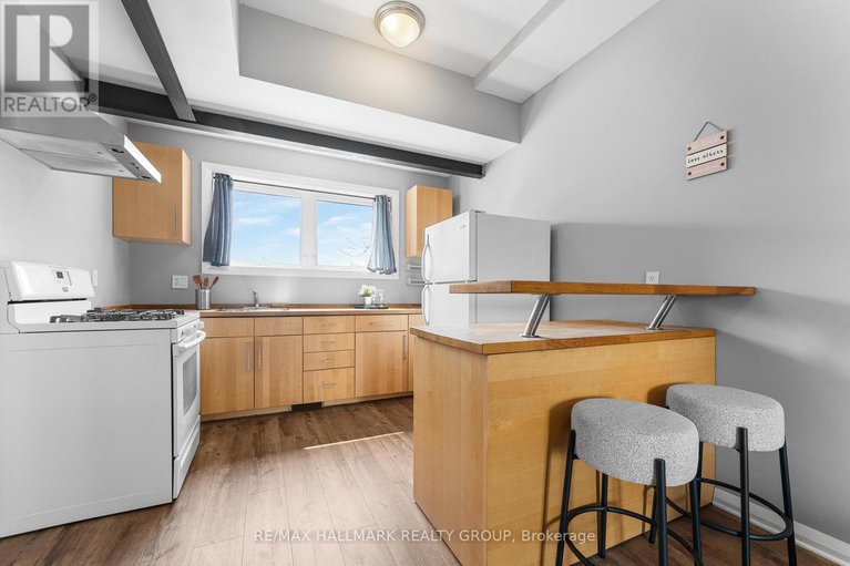 28416260/469-booth-street/west-centre-town/ottawa/ontario/K1R7L1_25