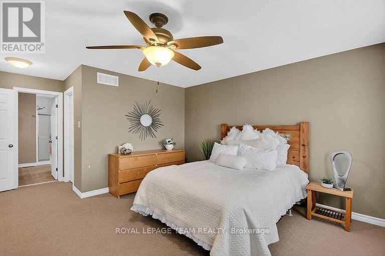 29130888/104-versilia-drive/barrhaven-east/ottawa/ontario/K2G7E4_16