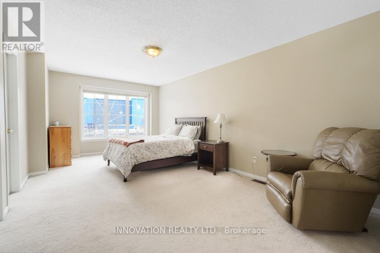 29358021/1500-ambassador-avenue/carson-grove/ottawa/ontario/K1J1G5_18