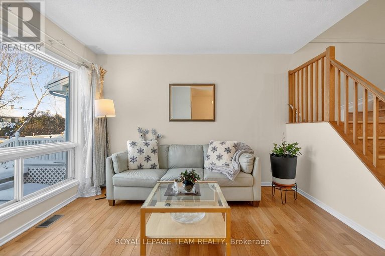 29445574/48-jackman-terrace/katimavik/ottawa/ontario/K2L4E1_18