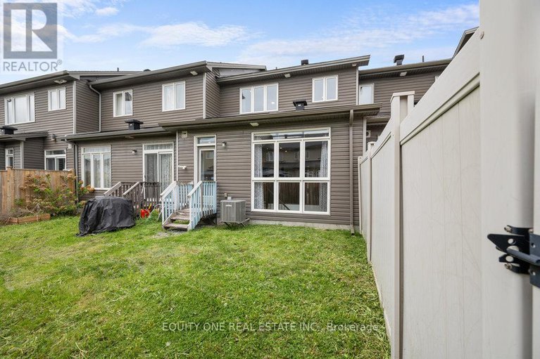 28348063/704-brian-good-avenue/riverside-southgloucester-glen/ottawa/ontario/K4M0C1_26