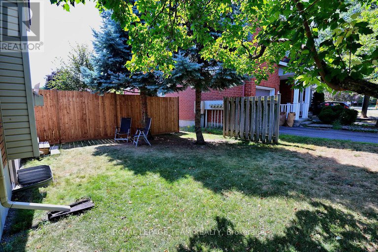 28726721/46-kettleby-street/beaverbrook/ottawa/ontario/K2K3C4_38