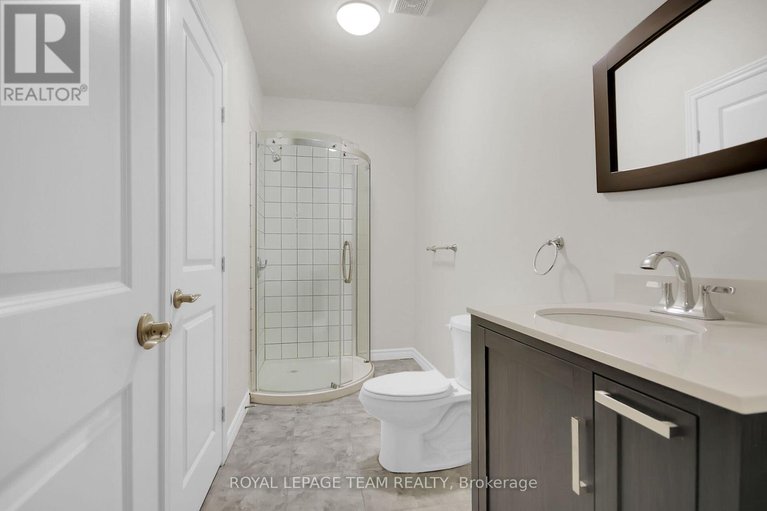 28532592/142-west-ridge-drive/stittsville-central/ottawa/ontario/K2S2H3_30