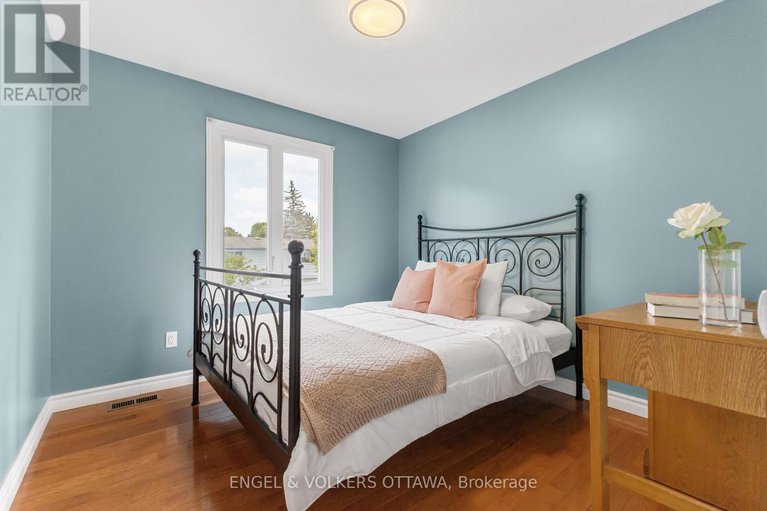 28648690/97-queensline-drive/bruce-farmgraham-parkqualicumbellands/ottawa/ontario/K2H7J6_22