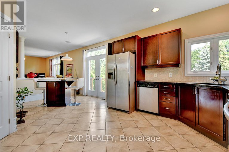 28619248/135-riversedge-crescent/riverside-southgloucester-glen/ottawa/ontario/K1V0Z8_14