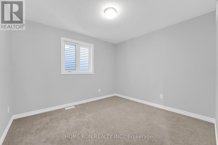 28497516/127-unity-place/stittsville-north/ottawa/ontario/K2S2Y8_29