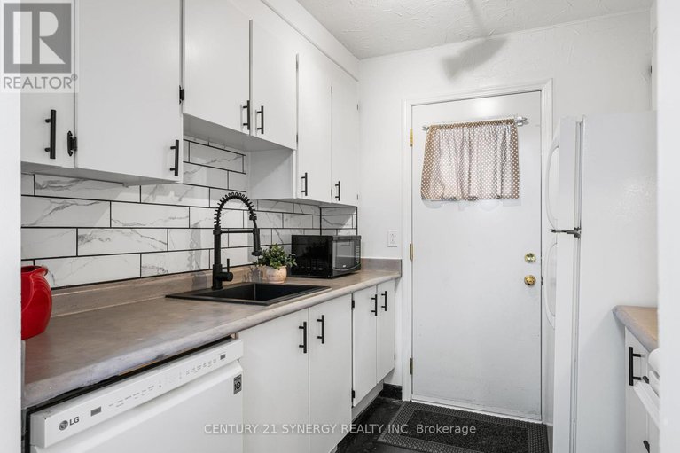 28496770/113-renova-private/riverview-park/ottawa/ontario/K1G4C7_12