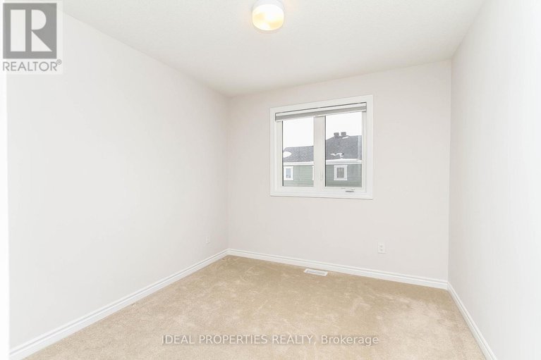 29355187/703-derreen-avenue/stittsville-north/ottawa/ontario/K2S2Z2_33