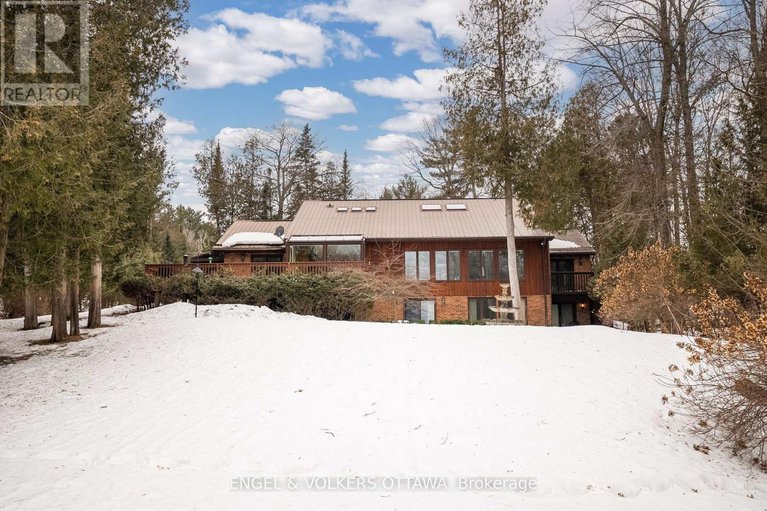 28072674/5468-torbolton-ridge-road/woodlawnmaclarens-landingkilmaurs/ottawa/ontario/K0A3M0_37