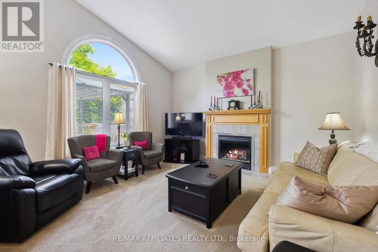 28426822/176-topaze-crescent/town-of-rockland/clarence-rockland/ontario/K4K0E2_13