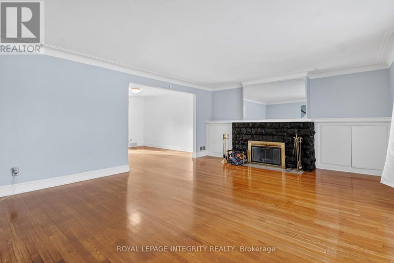 29192840/230-smyth-road/alta-vistafaircrest-heights/ottawa/ontario/K1H5A2_8