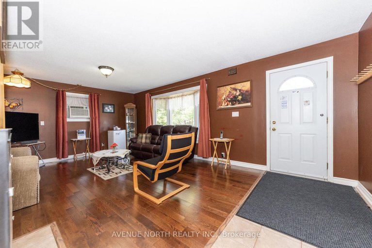 28833649/832-notre-dame-street/embrun/russell/ontario/K0A1W1_4
