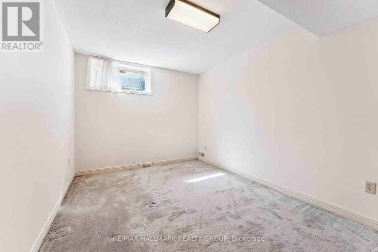 28936203/109-country-club-drive/hunt-club/ottawa/ontario/K1V0B4_23