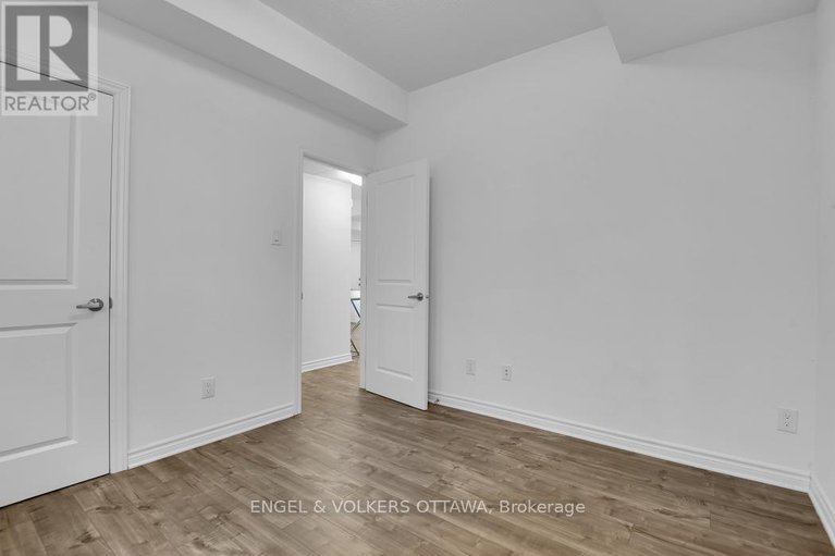 29078977/l-50-jaguar-private/emerald-meadowstrailwest/ottawa/ontario/K2V0J2_31