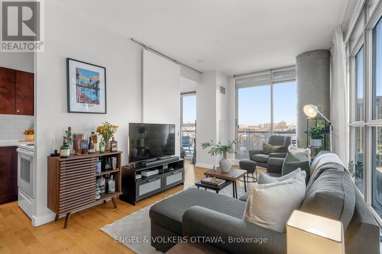 29444673/803-179-george-street/lower-townbyward-market/ottawa/ontario/K1N1J8_23