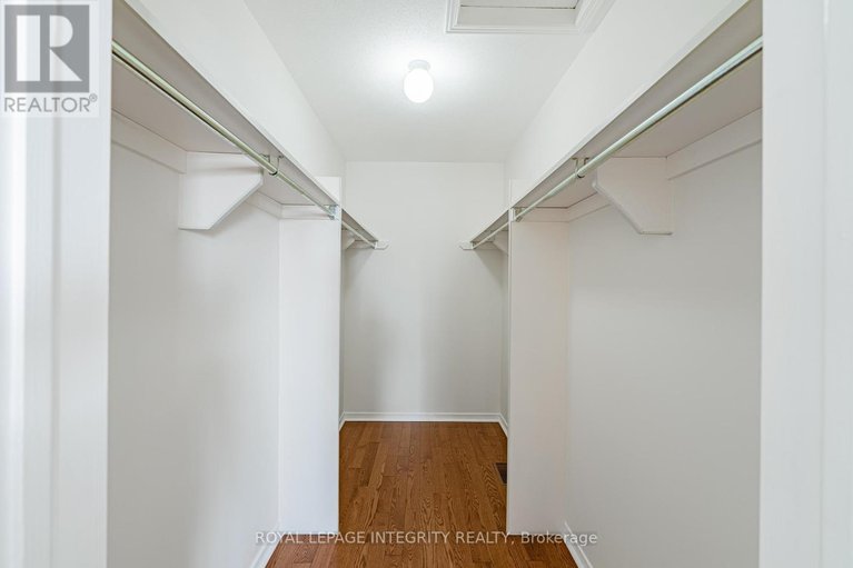 29486771/559-arc-en-ciel-street/fallingbrookgardenway-south/ottawa/ontario/K4A3J1_29