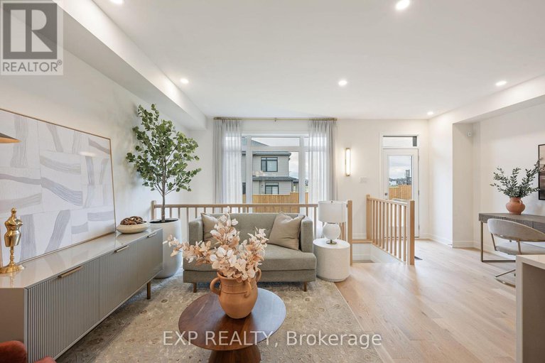 28919318/443-haresfield-court/riverside-southgloucester-glen/ottawa/ontario/K4M0B6_8